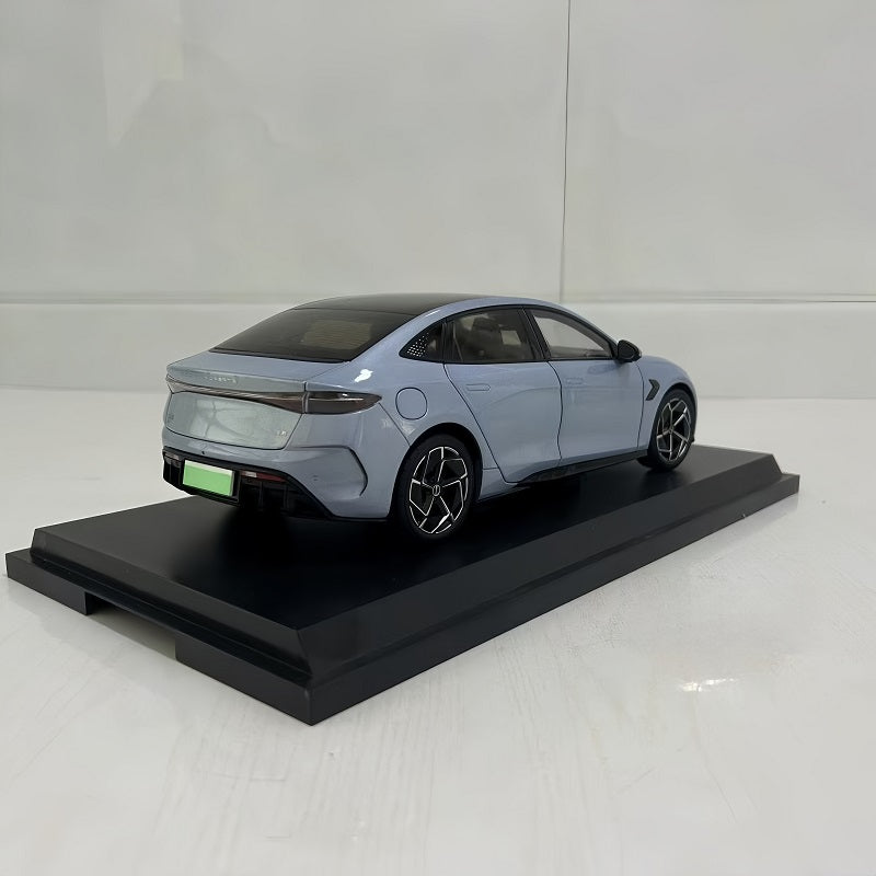 1:18 Simulation Alloy Car Model For BYD