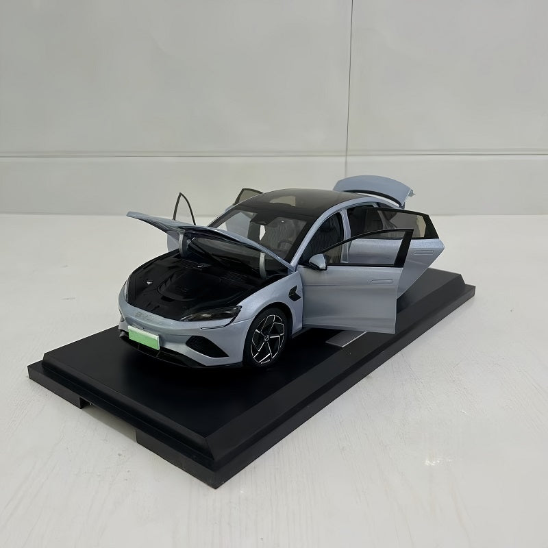 1:18 Simulation Alloy Car Model For BYD
